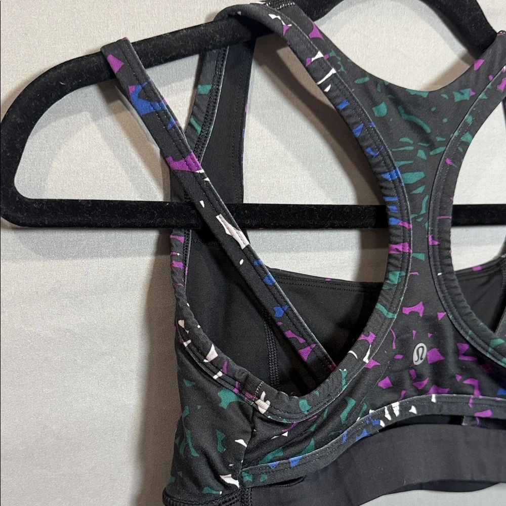 Lululemon Athletica Black and Purple‎ Splendour Bra, Size 6